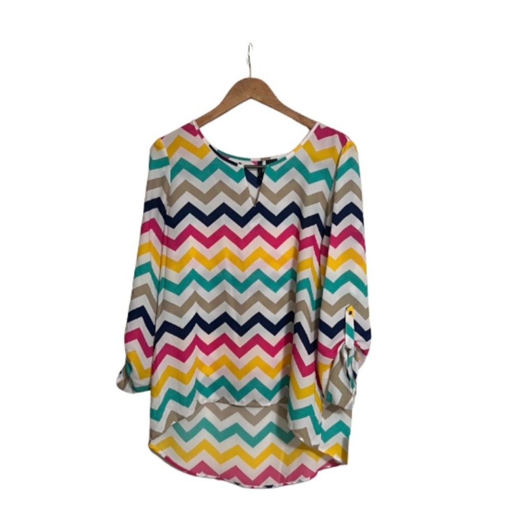 New Directions Chevron Blouse NWT Size L Colorful Zigzag Top